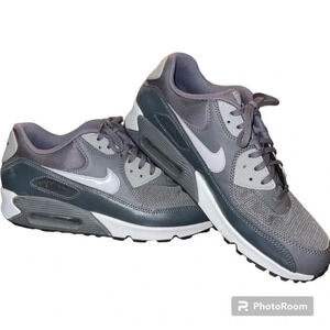 Women’s Nike Air Max 90 Essential Dark Grey Anthracite 616730-030 Size 10 RARE